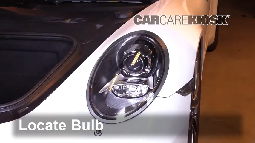 2013 Porsche 911 Carrera S 3.8L 6 Cyl. Coupe Éclairage Feux de route (remplacer l'ampoule)